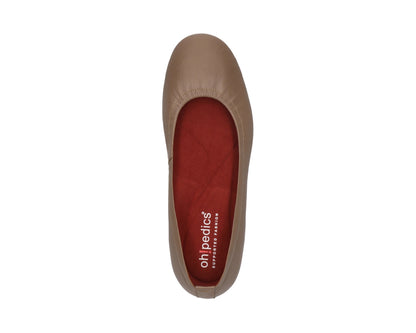 Top view of Clay Full-Grain Leather Ballet Flats with a semi-round toe and RED ArchSupport orthotic for flat feet, calcaneal spurs, and plantar fasciitis.